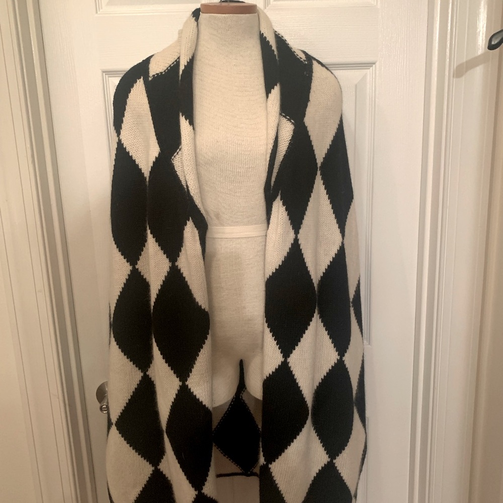 Black and White Argyle Women's Sweater